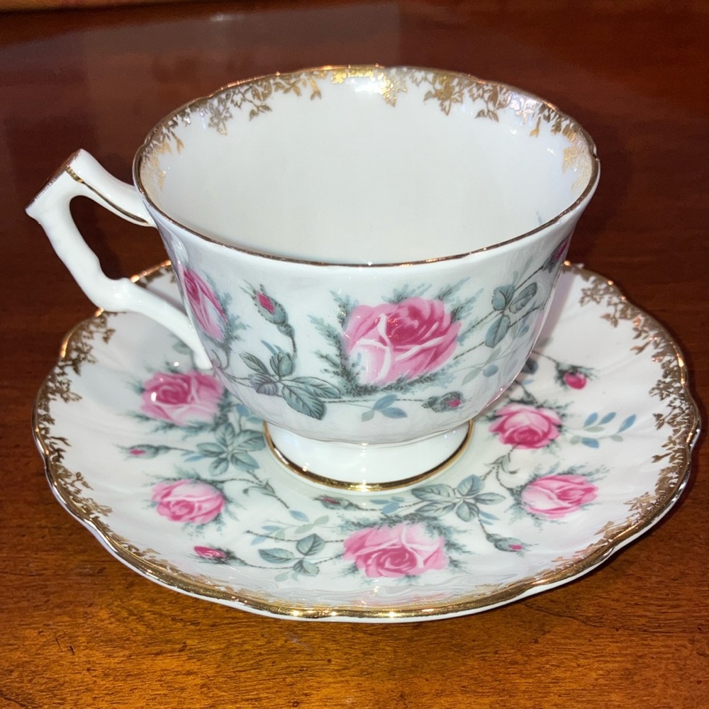 Aynsley vintage bone china tea cup & saucer, white with pink roses, gold edging